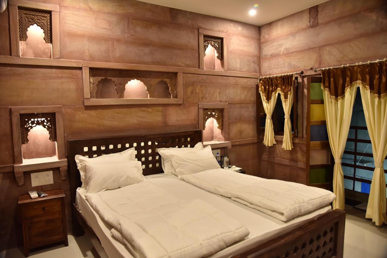 Dev Kothi - Boutique Heritage Stay ジョードプル エクステリア 写真