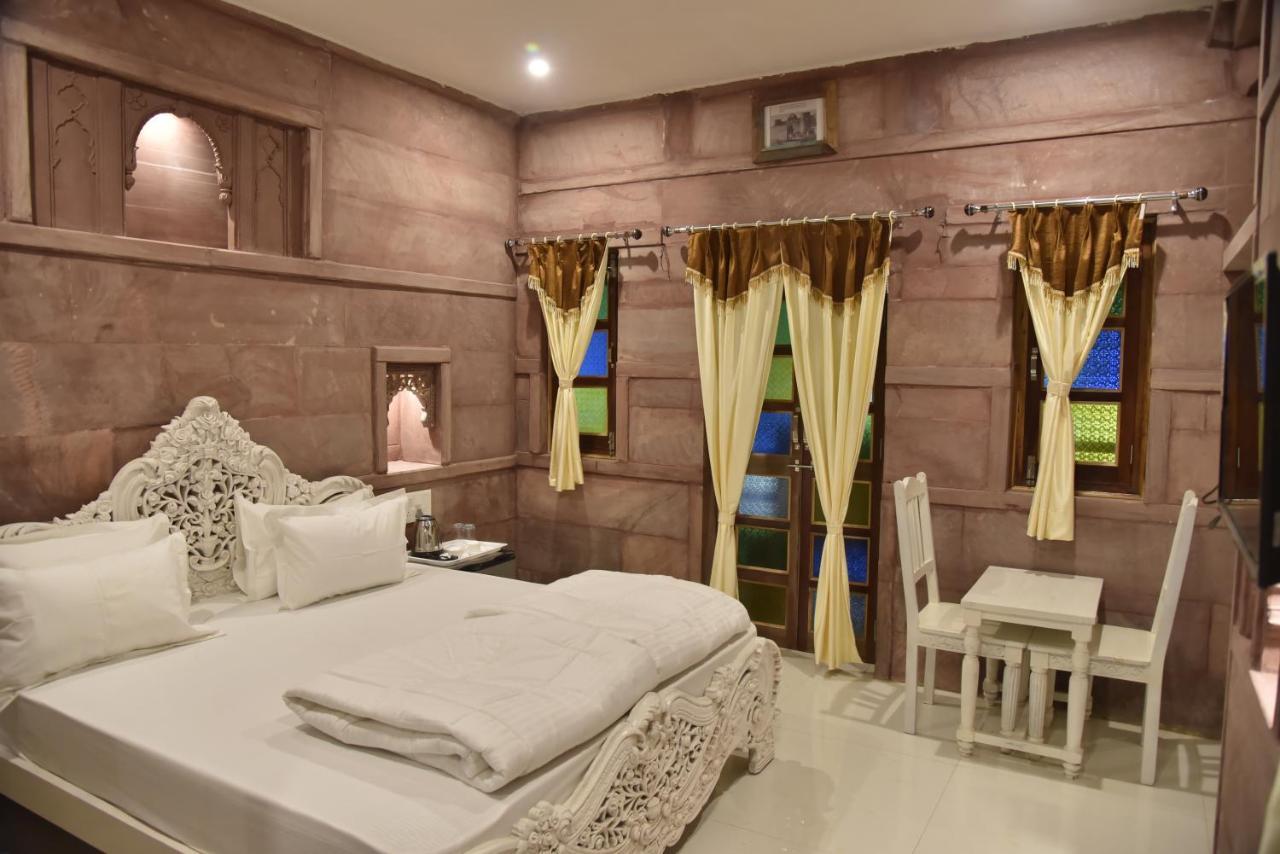 Dev Kothi - Boutique Heritage Stay ジョードプル エクステリア 写真