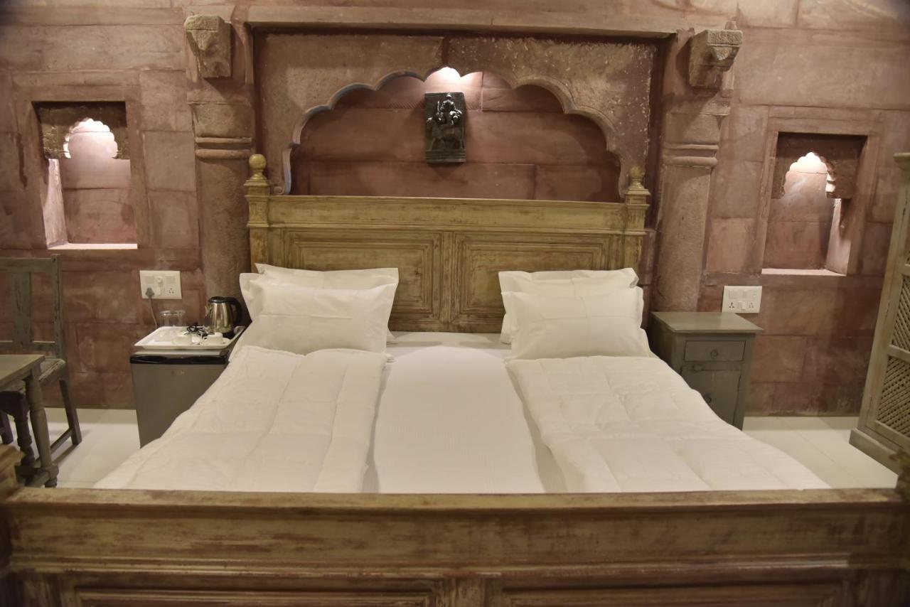 Dev Kothi - Boutique Heritage Stay ジョードプル エクステリア 写真