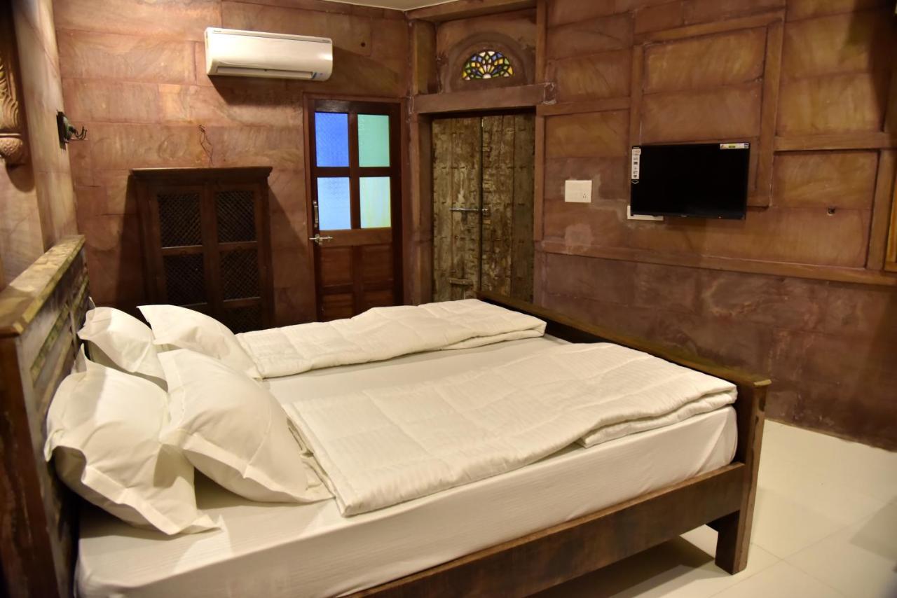 Dev Kothi - Boutique Heritage Stay ジョードプル エクステリア 写真