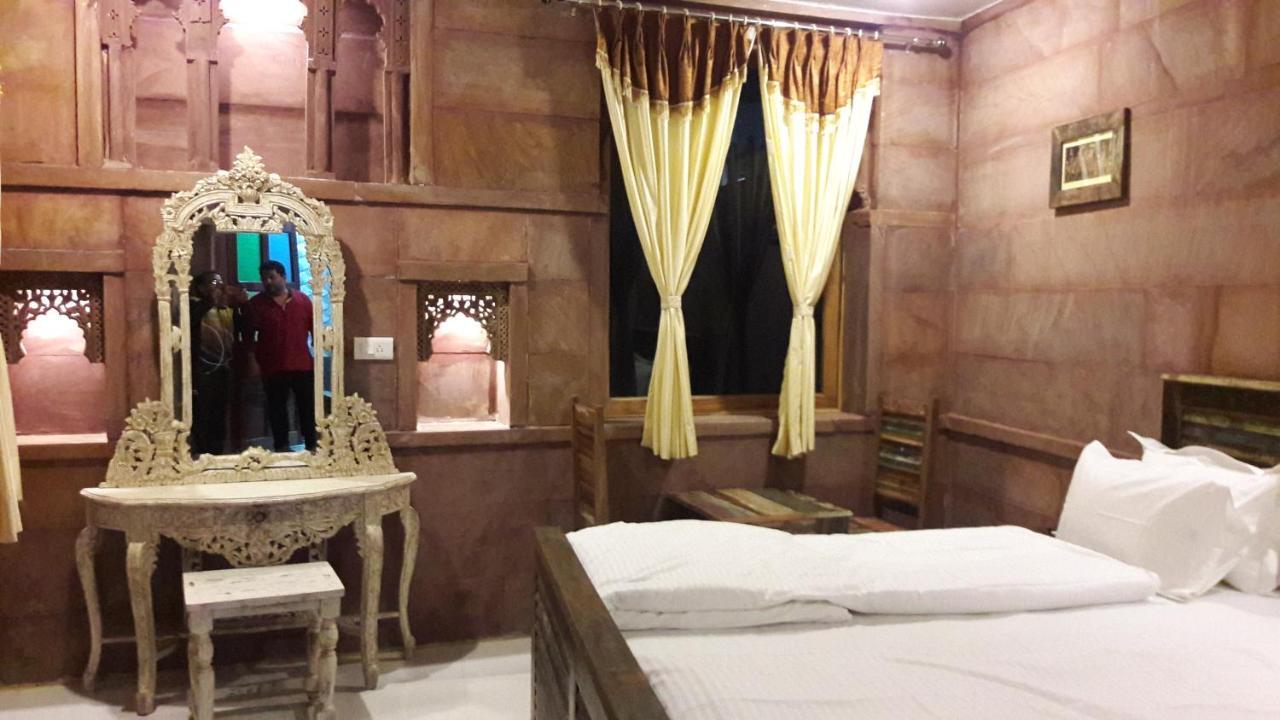 Dev Kothi - Boutique Heritage Stay ジョードプル エクステリア 写真